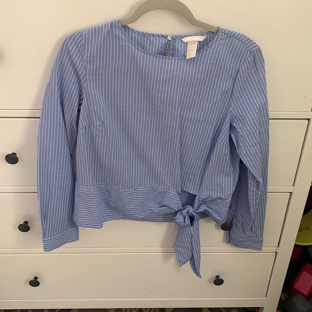 H&M size 4 blue and white stripped shirt!
